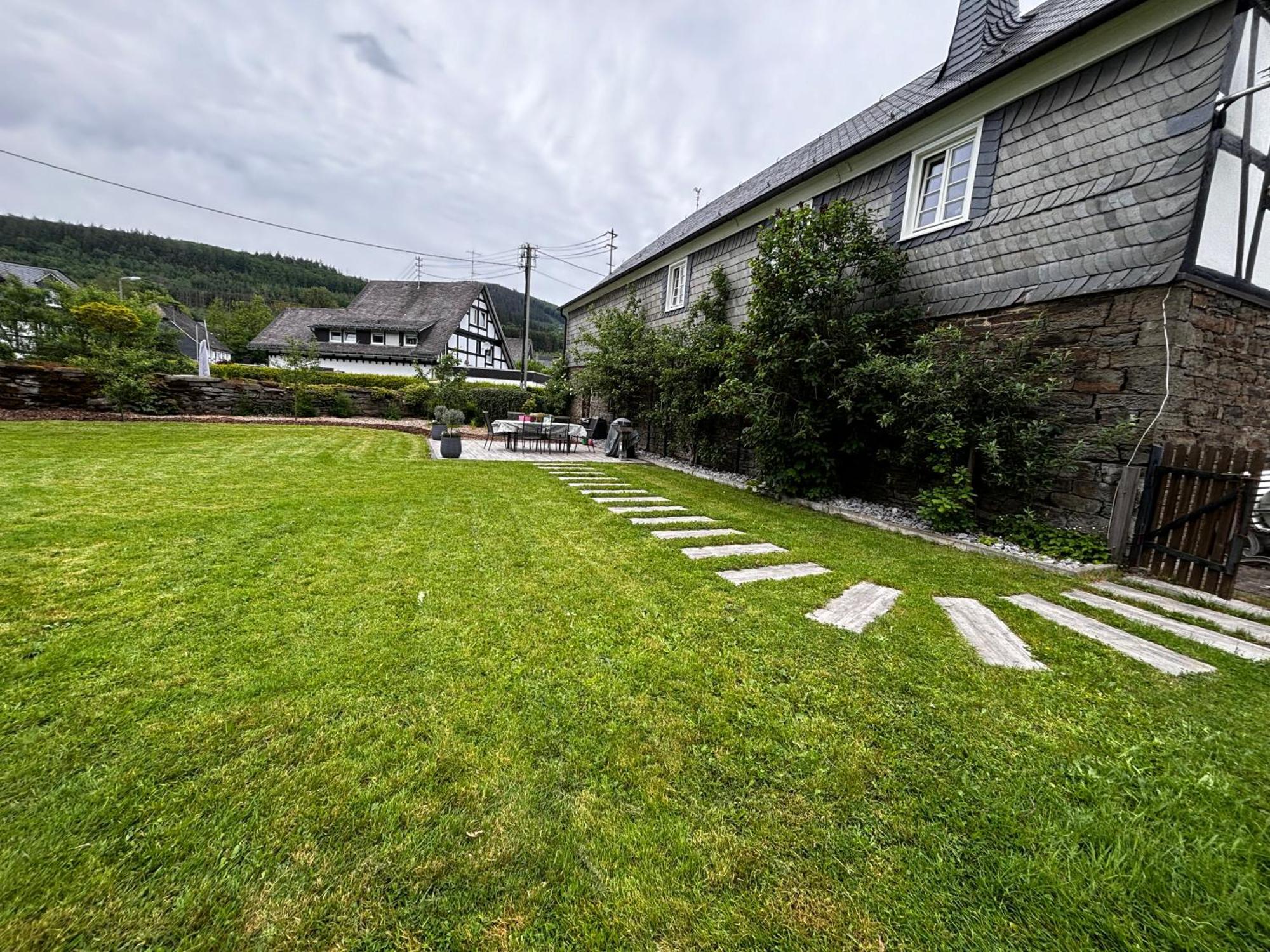 Ferienwohnung Waldblick Lennestadt Bagian luar foto